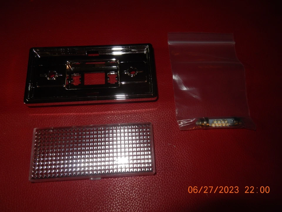 1973 - 1991 Chevy K5 Blazer Crew Cab Truck Suburban LED Courtesy Dome Light - Изображение 2 из 4