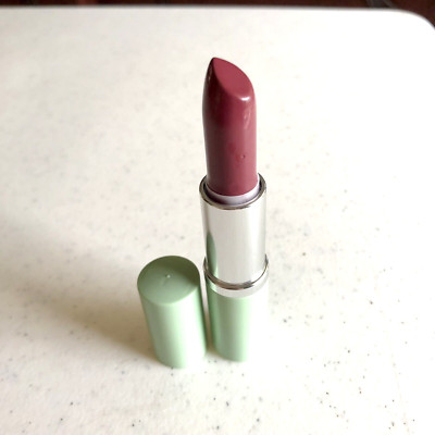 Clinique Different Lipstick A Different Grape Green Tube Full Size New NWOB 