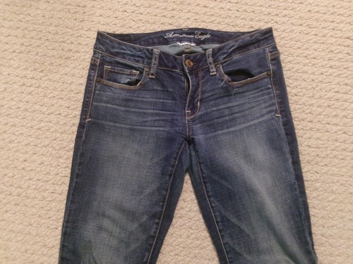 American Eagle Outfitters Skinny Kick Jeans-Women's Size 6-VGUC - Picture 2 of 7