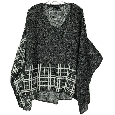 Zoria Women’s Sweater S/M Grey White Plaid Knit Poncho Jacket Boho Casual - Image 1 of 4