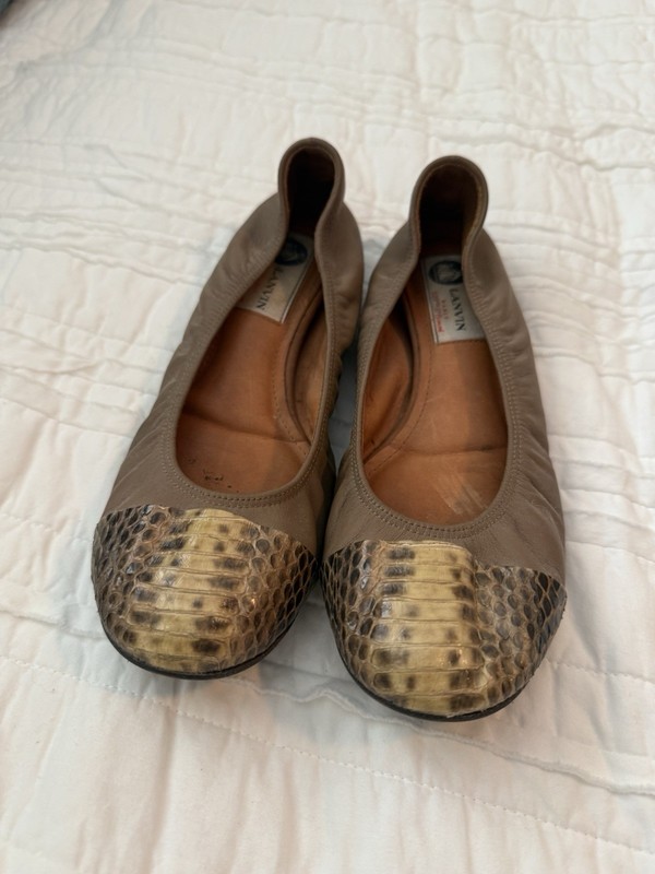 Lanvin Paris Taupe Suede Leather Snakeskin Toe Cap Ballet Flats EU 8 US 7