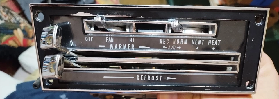 Buick LeSabre Wildcat Electra 225 1966 1967 aire acondicionado control de calefacción climatización aire acondicionado Foto 2 de 4