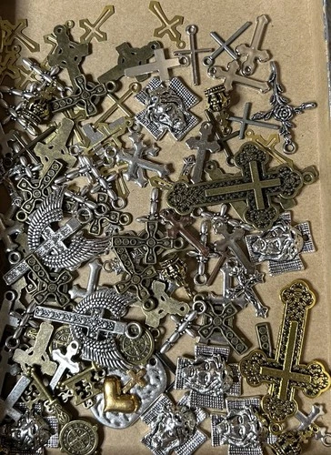 Lot Of Approx 85 Pcs (130g) Assorted Religious Pendant Charms Jesus Crosses - product listing photo