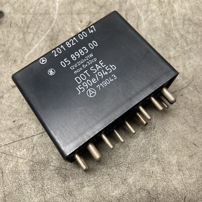 W124用　2018210047OEM品　マルチファンクションリレー s-l400.jpg