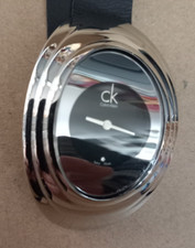Montre CALVIN KLEIN Femme Ovale Acier / Fond noir - CK K9322102 (pile à changer)