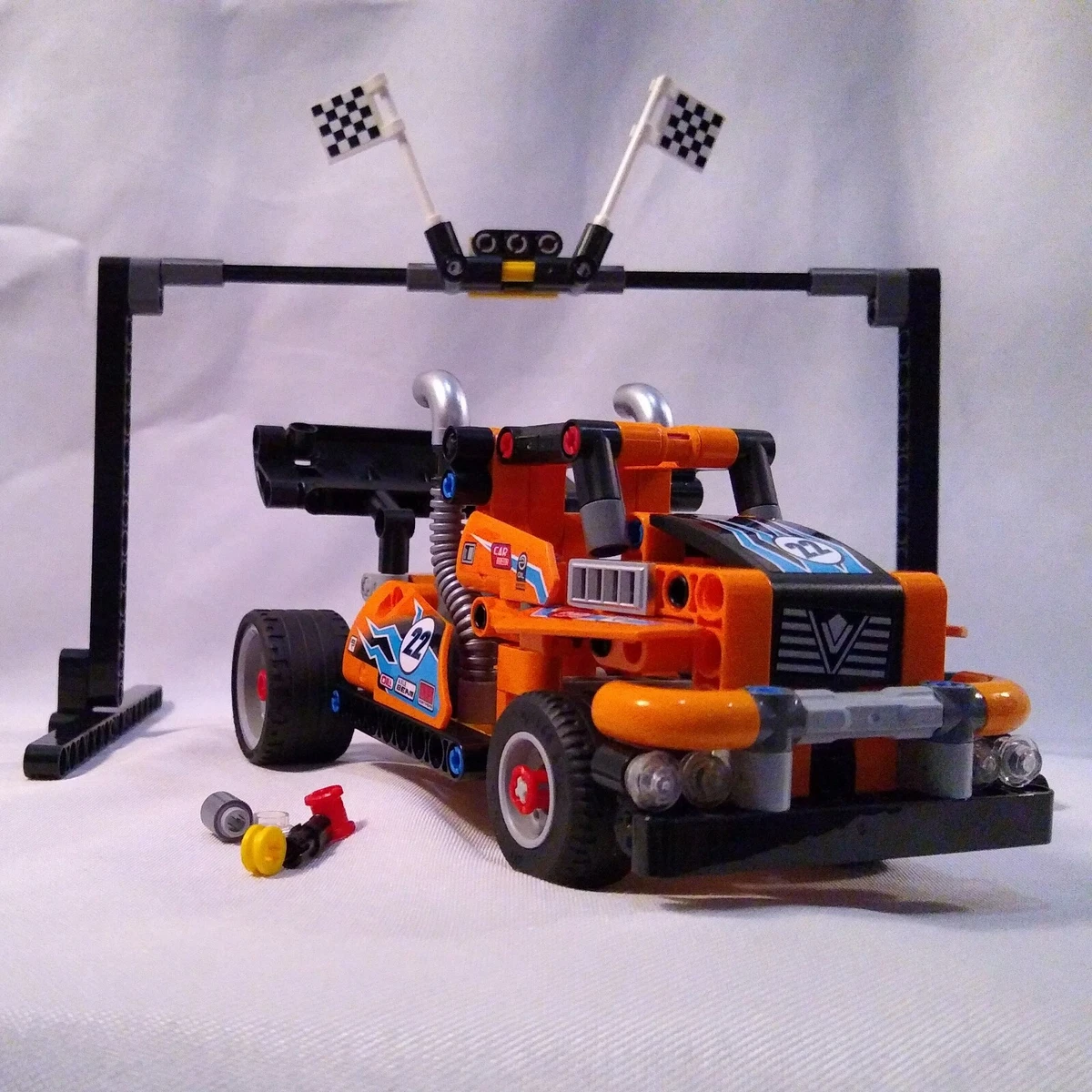 Lego Techinic 42104 Race Truck 100 Complete with Manual NO