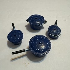 VINTAGE Miniature Dollhouse METAL KITCHEN POTS  PANS Splatterware 8 PIECE Set