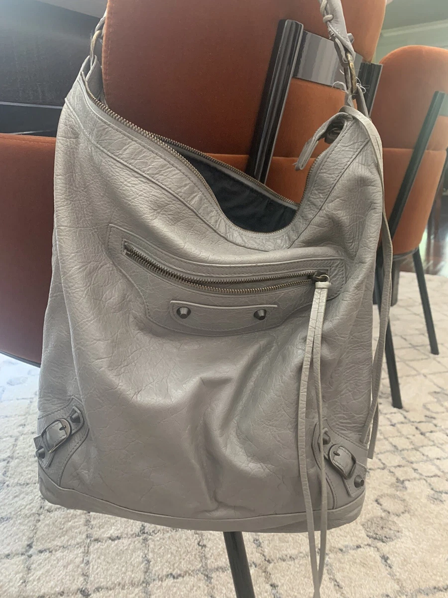 Om indstilling lille Forræderi Balenciaga Arena Day Grey Hobo Bag | eBay