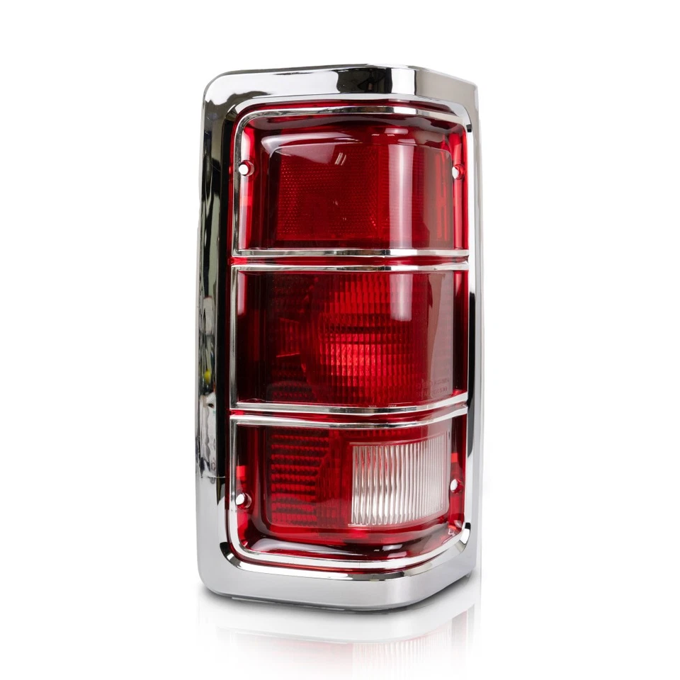 Lente de luz trasera cromada del lado del conductor para camioneta Dodge 1981-1987 CH2808104 Foto 3 de 4