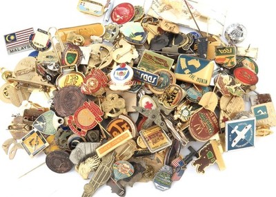 Huge Job Lot Approx 800 Grams Vintage Badges, Pins, Some FOBs etc Various Themes
