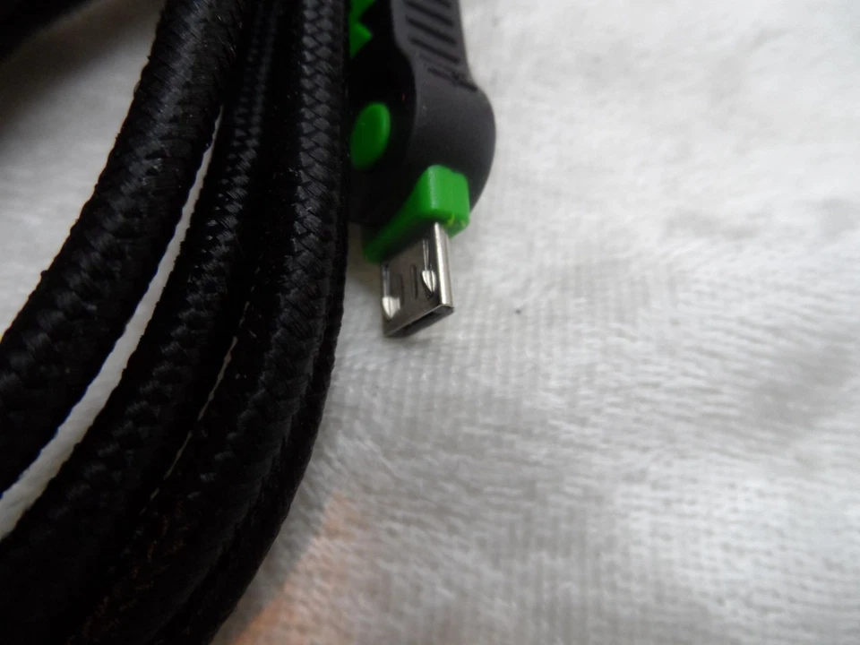 Volutz Equilibrium Series Micro-USB Fast Charging Cables Tangle Free 5-Pack - Image 3 of 4