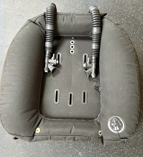 Apeks WTX D60R Twin Cylinder Wing