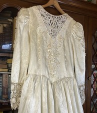 Jessica McClintock 1980s Wedding Dress Removable Train And Veil Lace Long Sleeve