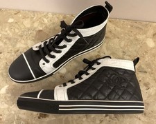 Authentic Chanel Black White Quilted Leather CC Logo Sneakers Sz EU 39,5 US 9,5