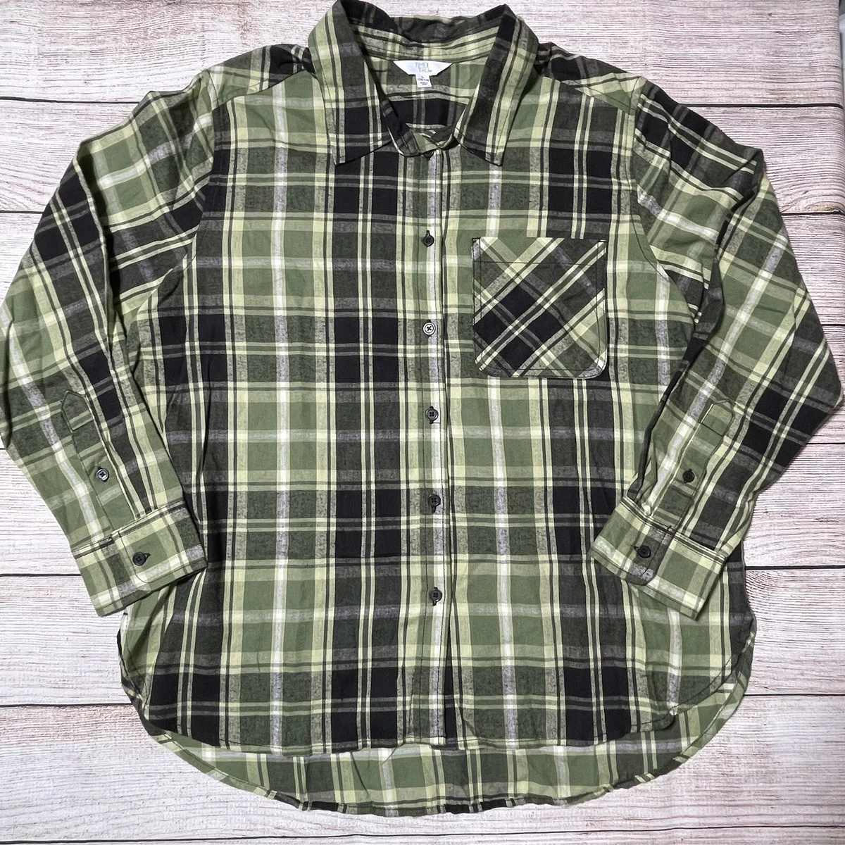 ladies green plaid shirt
