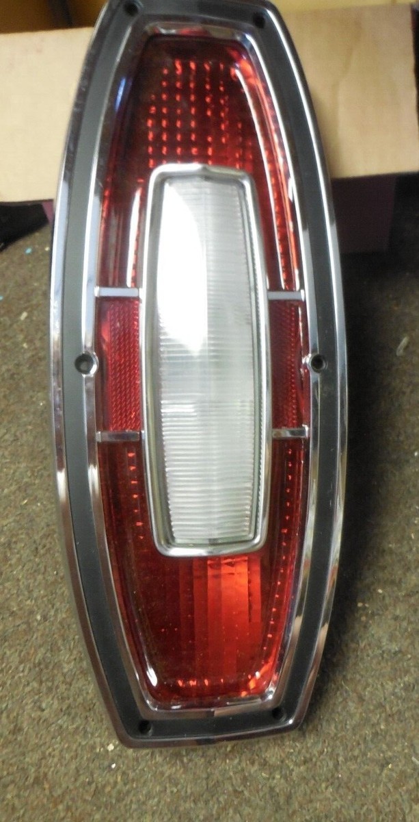 NOS 1968 1969 Ford Torino Station Wagon Tail Lamp Asy C8OZ-13404-N