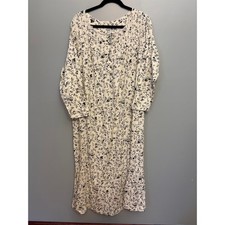 Plus-size Floral Pintucked Nightgown by Only Necessities -18/20 100 Cotton