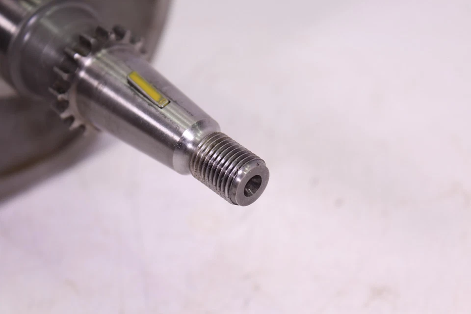 2022 YAMAHA YZ450F CRANKSHAFT / CRANK BDB-11400-00-00 - Image 2 of 4