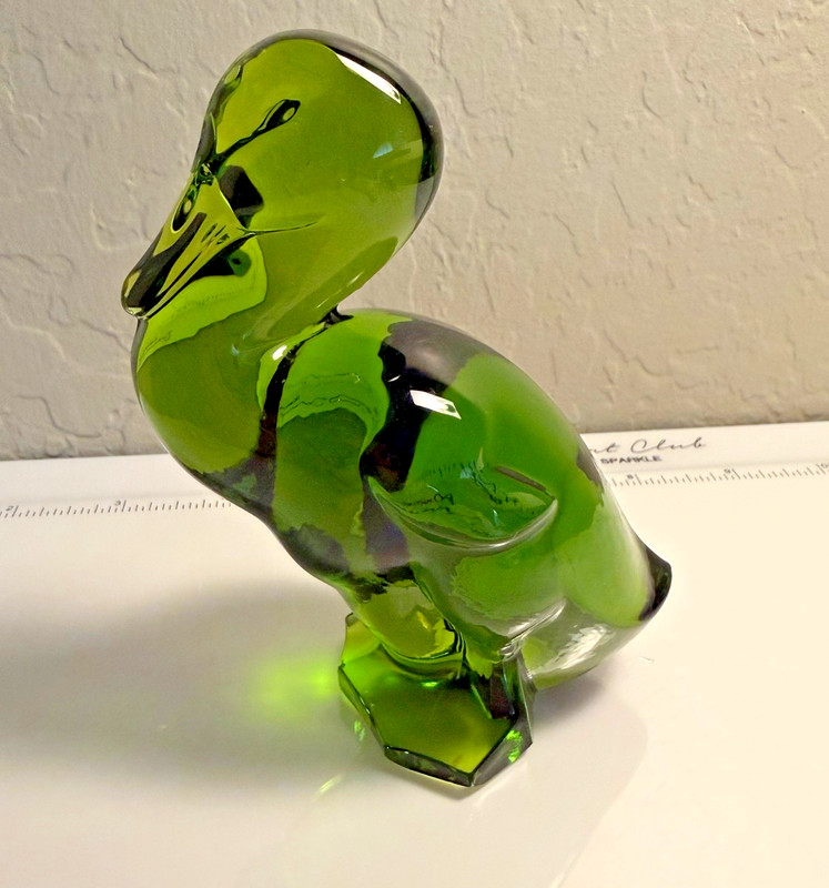 Viking Glass Avocado Green Fighting Duck Epic Line MCM Upright Bird 4.5"