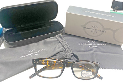 ICON  Reading Glass Club   2.75 Style A Designer Reading Glasses  Hardshell Case