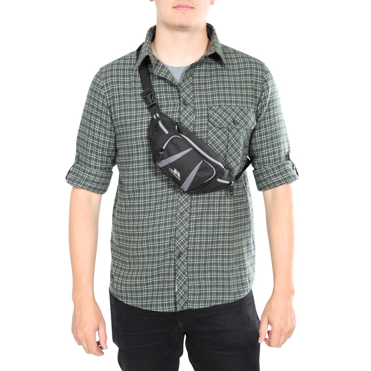 Trespass Bipod Sleeping Bag Black | Trekkinn