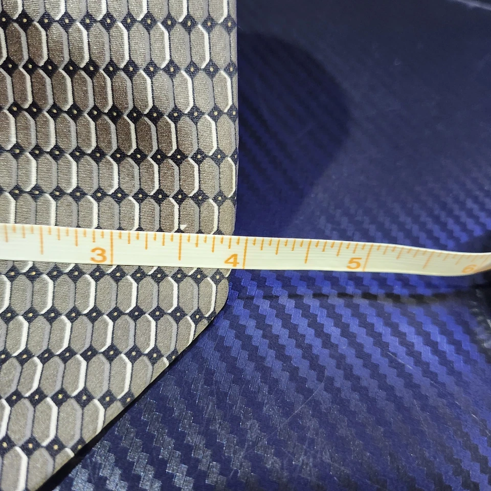 Corbata Bergamo New York Negra + Marrón Geométrica Hecha a Mano 100% Seda Hecha en Corea Foto 3 de 4