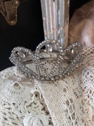 Antique Vintage 1940s 1950s Crown Prong Set Rhinestones Clip Fascinator Wedding