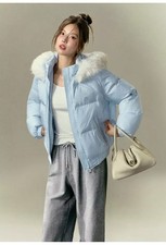 Piumino Corto Azzurro Con Collo In Pelliccia Bianca Sintetica CF55632