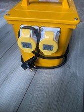 Brand new 110V Site Transformer 3.0kVA Portable Tool 230V to 110V 2 Socket