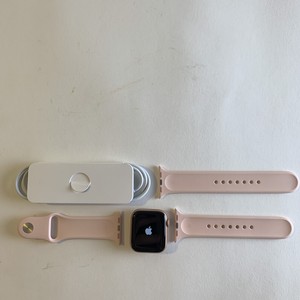 a1977 apple watch 40mm