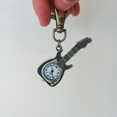 Y2k 2000s vintage style brass guitar clock keychain