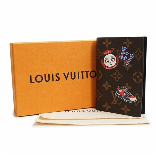 Louis Vuitton Passport Cover Monogram Canvas Fall/Winter 2017 Collection  M64502, Brown - luxury-bags-sale.ru