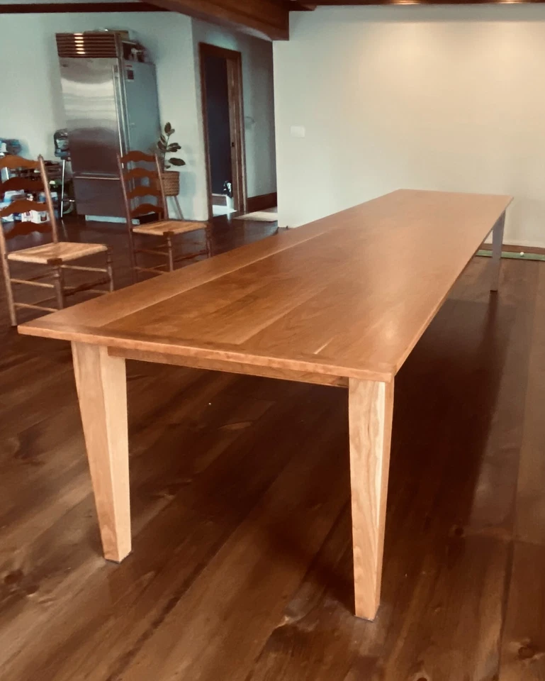 Mesa de comedor hecha a mano de madera de cerezo de ocho pies - ¡Impresionante artesanía! Foto 4 de 4