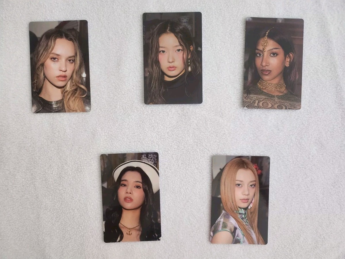 Official KATSEYE SIS Soft is Strong photocard Target Exclusive