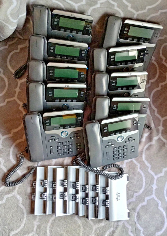 LOTE 10 teléfonos IP de oficina Cisco CP-7841 con teléfonos y soportes (2 son soportes metálicos) Foto 2 de 4