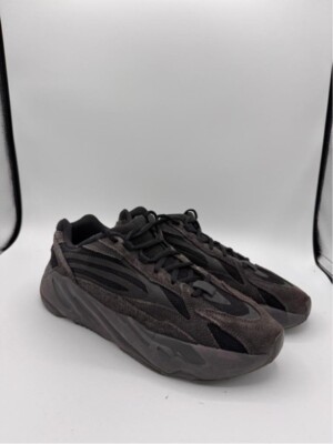 Adidas Yeezy Boost 700 V2 - EU 44