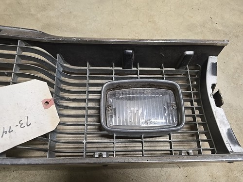 1973-1976 Plymouth Duster Grille Valiant Scamp Grill 1974 1975 **broken tab** - Picture 7 of 24