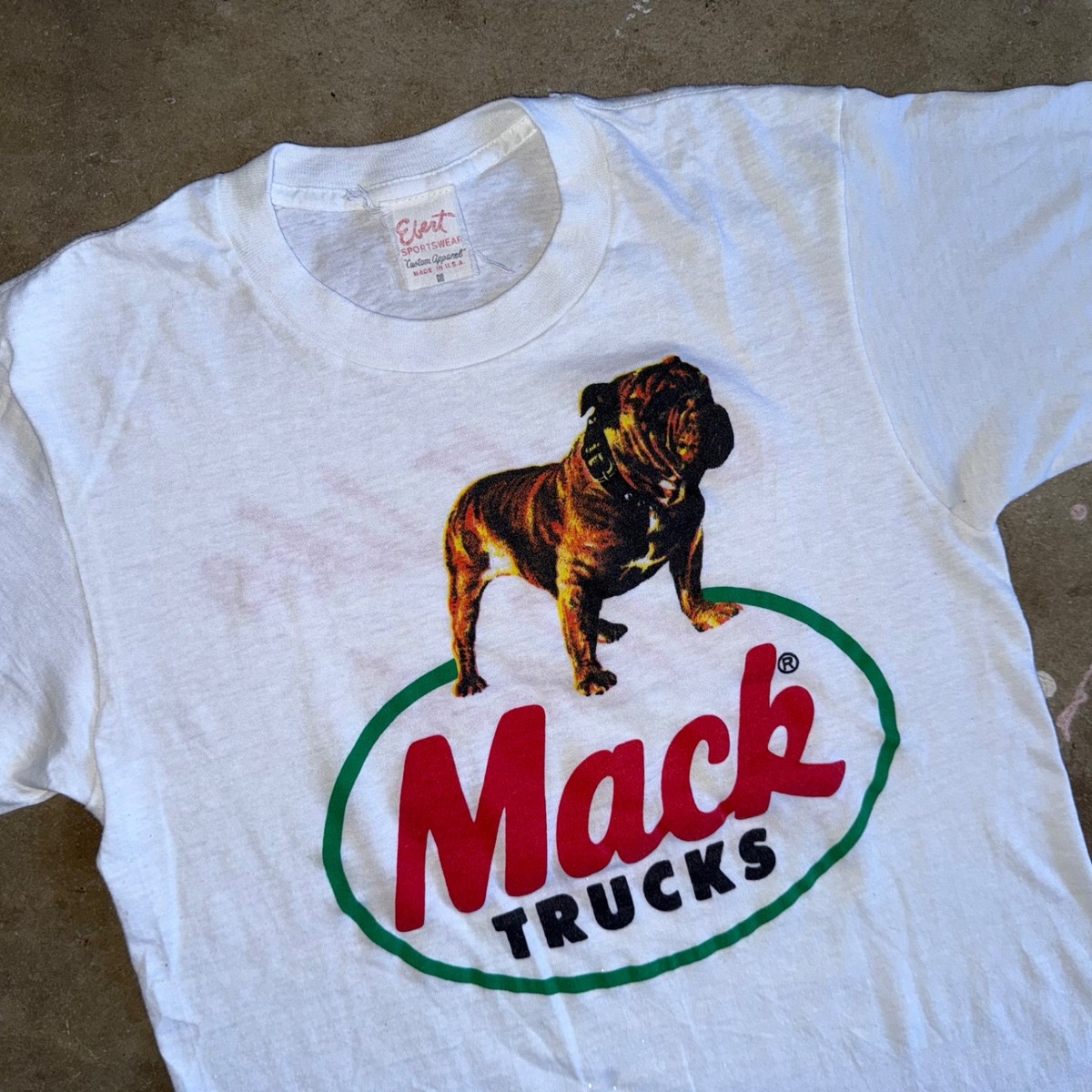 1970s VINTAGE 70s MACK TRUCKS BULLDOG T-SHIRT SZ S 