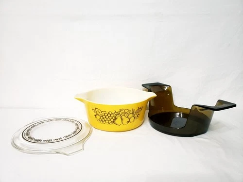 Pyrex Old Orchard 2 1/2 QT 475-B With Promo Harvest Lid 475-C Vintage 1970s EXC