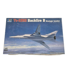 Tu-22M2 Backfire B Strategic bomber - Trumpeter 01655 | kingshobby.com