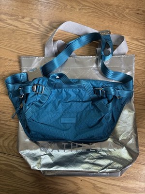 NEW Athleta Excursion Crossbody Mini Belt Bag in Pacific Blue/Teal