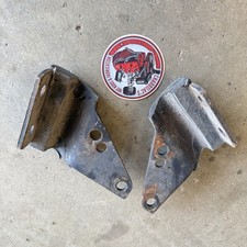 1954 1955 Oldsmobile Hydramatic Transmission Side Mounts Factory Rubber 303 324 1954 1955 Oldsmobile Hydramatic Transmission Side Mounts Factory Rubber 303 324