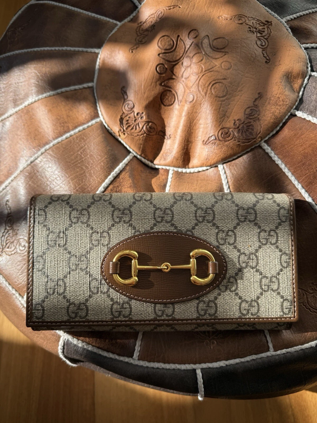 Portefeuille GUCCI Horsebit 1955 sur chaîne bandoulière avec miroir