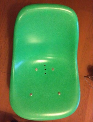 Herman Miller Eames 1971 MODEL Chair Cadmium Green Vintage With Seat Pad