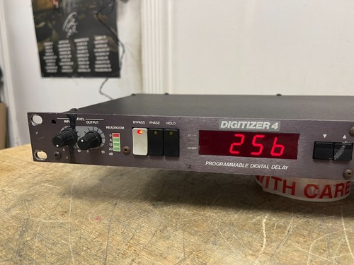 ADA Digitizer 4 Programmable Digital Delay - Picture 2 of 9
