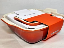 Le Creuset Set of 2 Cayenne Stoneware Square Baking Dishes 5 in and 8 in NIB