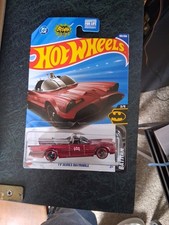 HotWheels!!  Batman 1966 Classic Tv Series Batmobile (3/5) Red