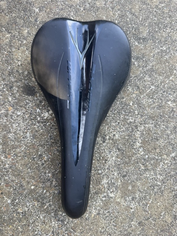 Whyte MTB Bike Saddle Black Comfort Seat Steel Rails Trail XC