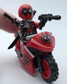 Custom Lego Deadpool Minifigure With Motorcycle Marvel Super Heroes 6866 Merc