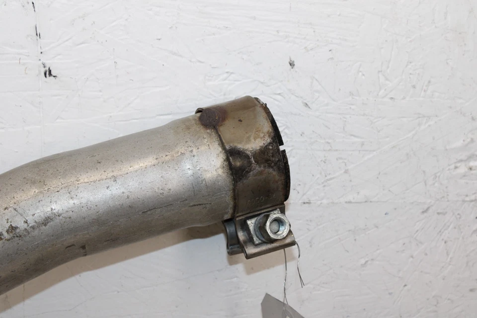 Chevrolet Corvette 2005-2008 tubo intermedio de escape OEM MJ49 Foto 2 de 4